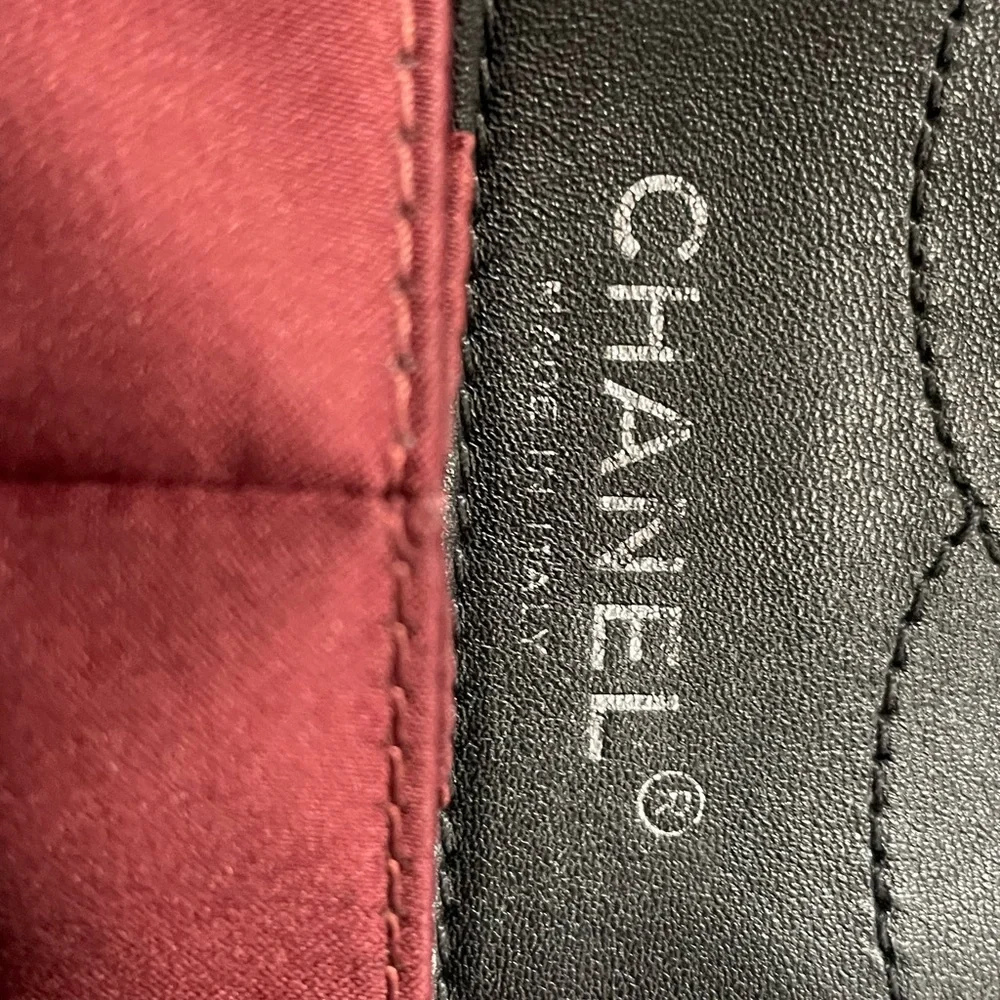 CHANEL Lucky Symbols Flap Bag - Picture 16 of 16